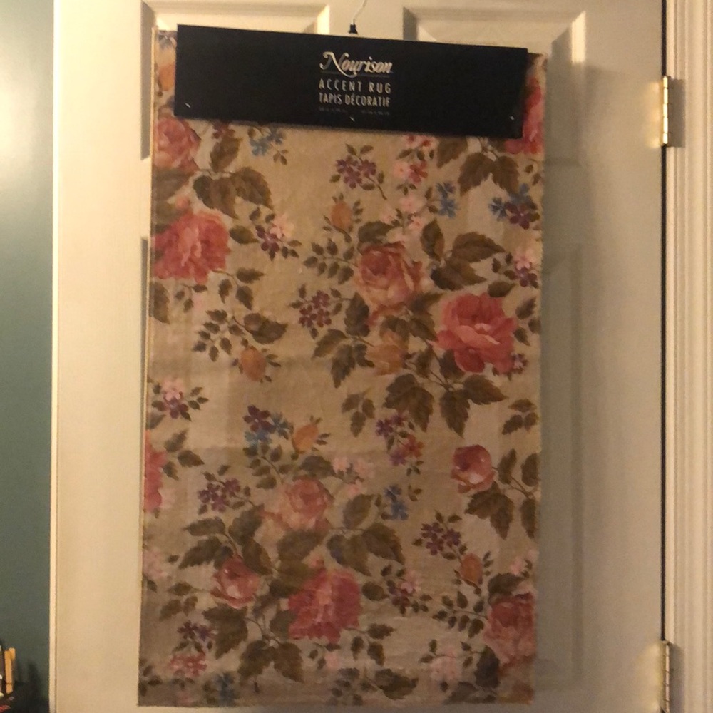 2,NWT Area Floral Rugs🌸🌼🌺 - Picture 5 of 7